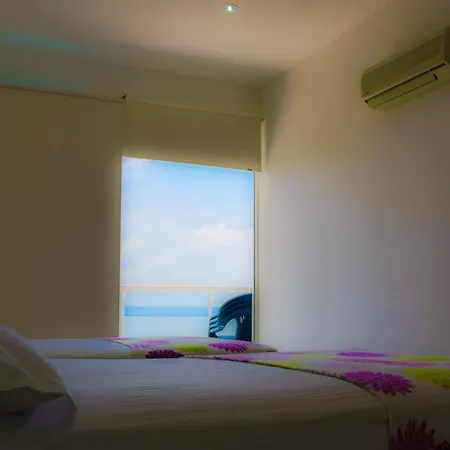 Oceanfront Terrazino Ii Morros Area Beachfront Cartagena